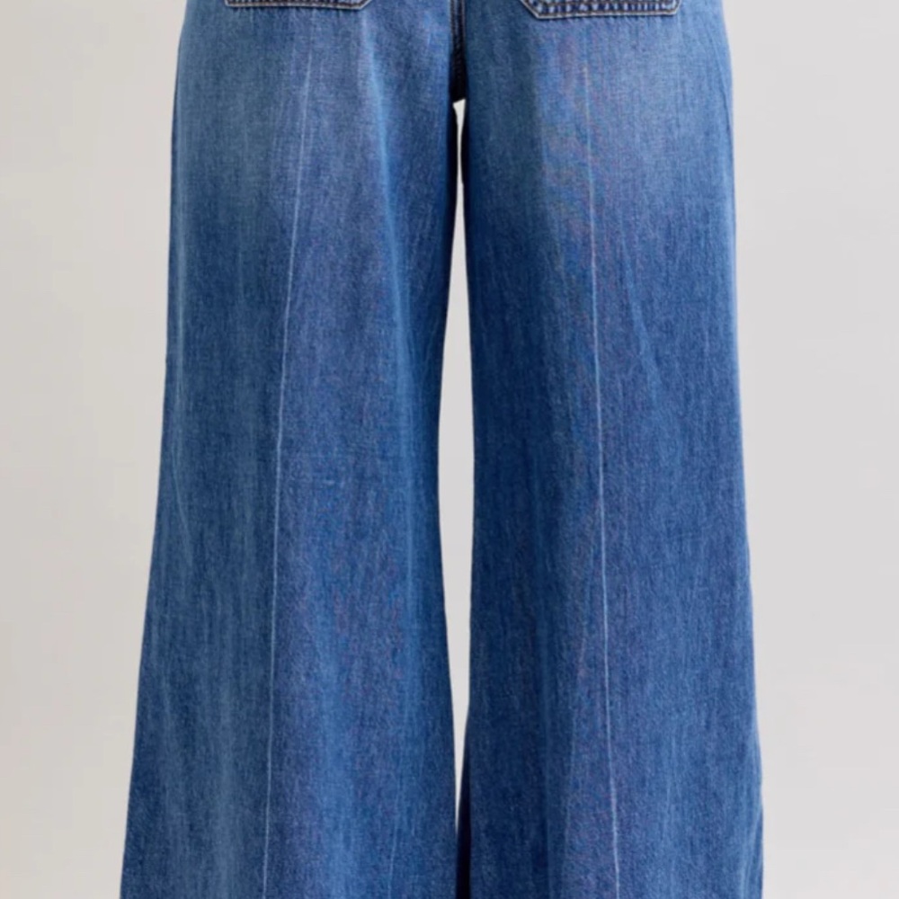 Judy Blue High Waist Palazzo Featherweight Elastic Jeans  NWT - Picture 2 of 4